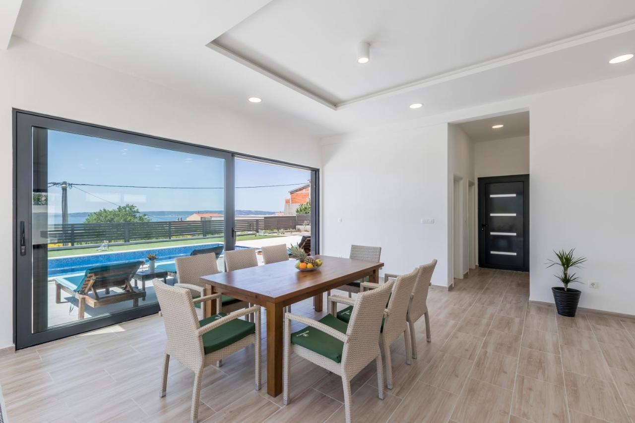 Luxury Villa La Nonna Ana - Heated Pool, Sea View, Near Split Kaštela Zewnętrze zdjęcie