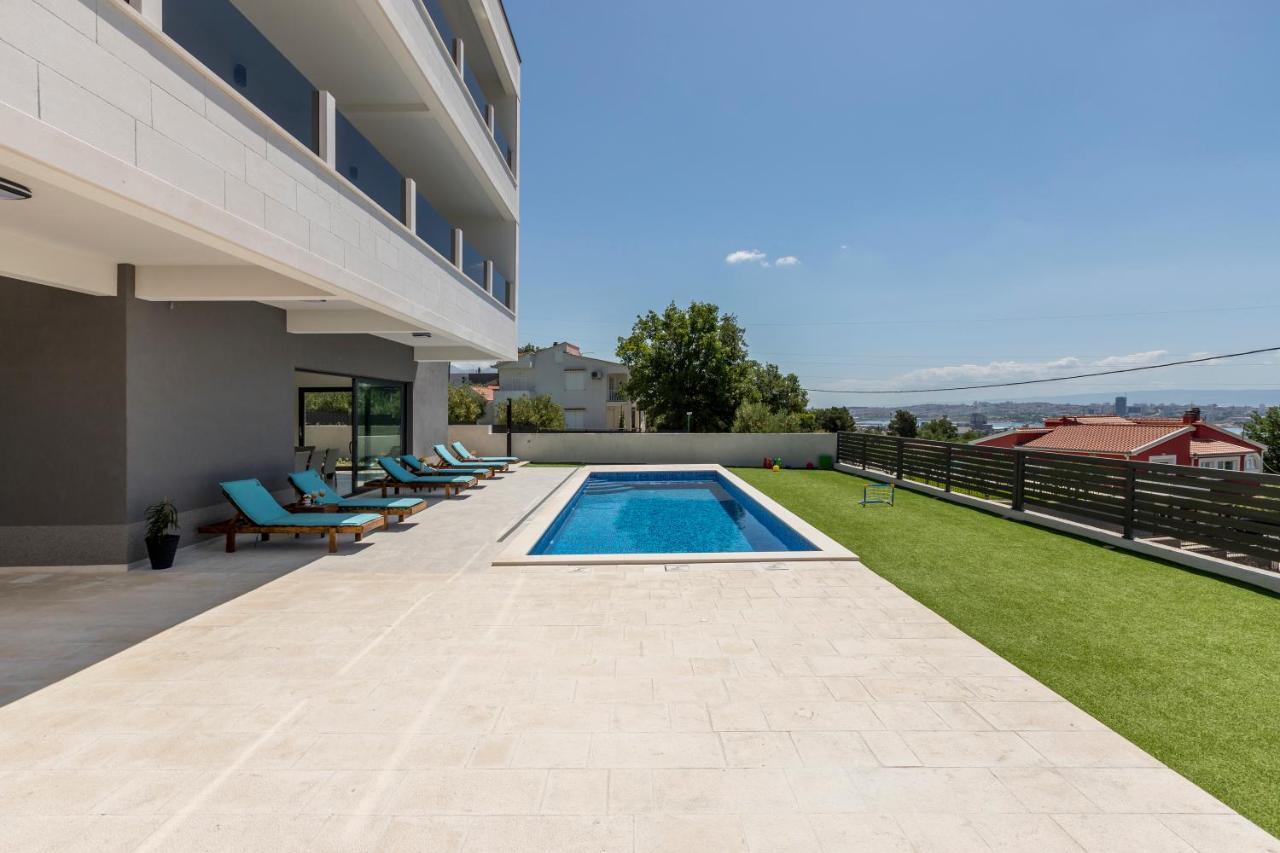 Luxury Villa La Nonna Ana - Heated Pool, Sea View, Near Split Kaštela Zewnętrze zdjęcie