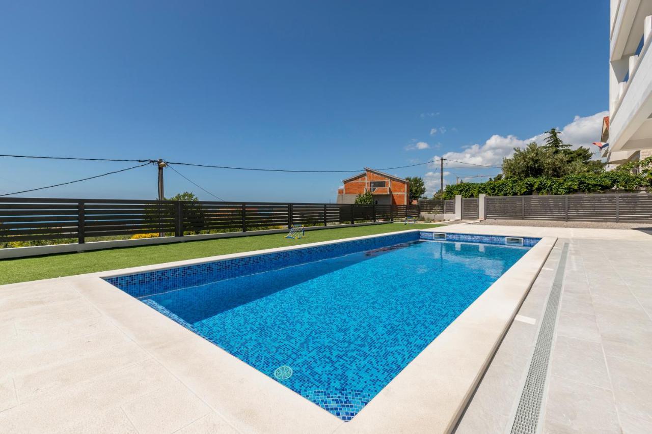 Luxury Villa La Nonna Ana - Heated Pool, Sea View, Near Split Kaštela Zewnętrze zdjęcie